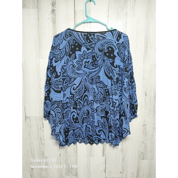 Bob Mackie Accordion Pleat Blouse Top M Blue White Artsy Bat Wing Sleeve - Picture 5 of 7